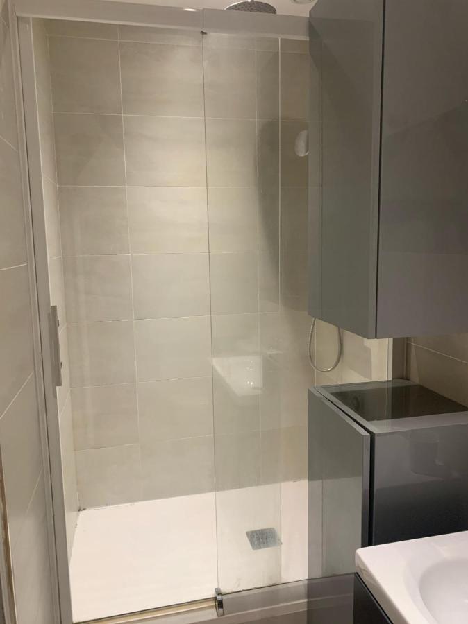 Bel Appartement En Coeur De Ville - 20 Minutes Du Pal Moulins  Dış mekan fotoğraf