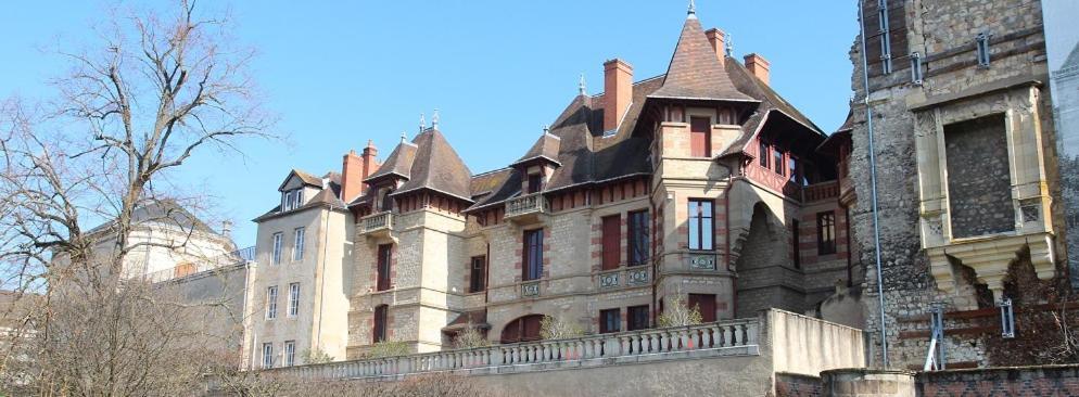 Bel Appartement En Coeur De Ville - 20 Minutes Du Pal Moulins  Dış mekan fotoğraf